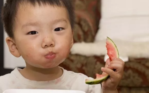 三伏天孩子吃什么水果好 三伏天水果选择推荐