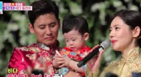 秋瓷炫儿子小啪嗒正面照 秋瓷炫儿子小名小啪嗒怎么来的