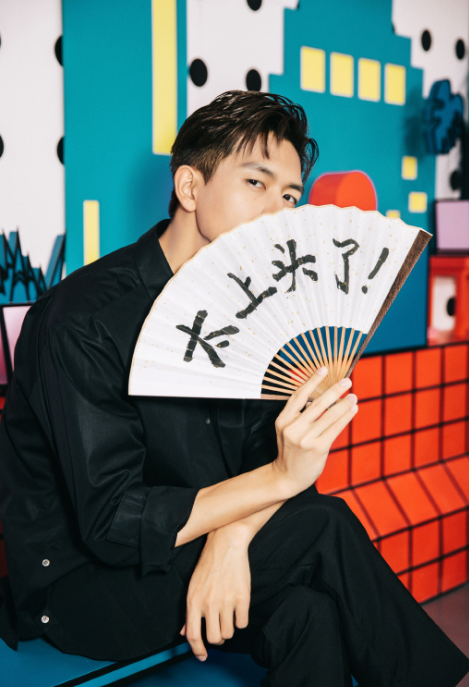 韩商言后妈是谁 韩佳佳是韩商言的什么人