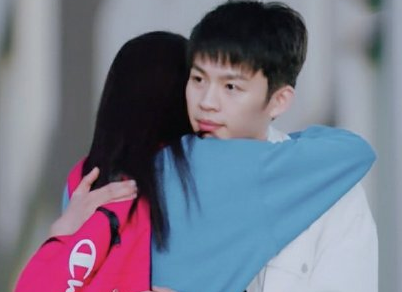 亲爱的热爱的小米和亚亚有吻戏吗 米邵飞和亚亚的感情线