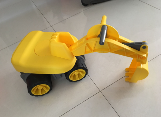 有特点的玩具车哪个牌子好 德国进口BIG挖掘机玩具车怎么样