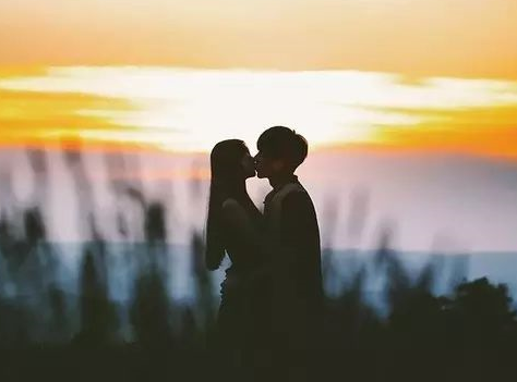 七夕领证发朋友圈句子 七夕领证说说语录 七夕领证发朋友圈句子 七夕领证说说语录