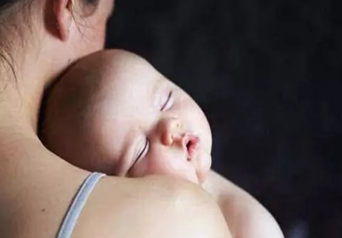 哺乳期喝咖啡对宝宝的影响怎么看 哺乳期喝咖啡对宝宝有影响吗