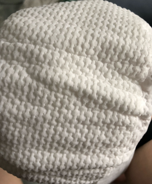 汤姆猫纸尿裤和花王纸尿裤哪款好 汤姆猫纸尿裤和花王纸尿裤对比