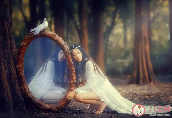 她是踏碎星河落入我梦境的幻想是什么歌 《堕》完整版歌词在线听歌