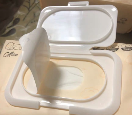 上儿贝贝湿巾和babycare哪个好 上儿贝贝湿巾对比测评