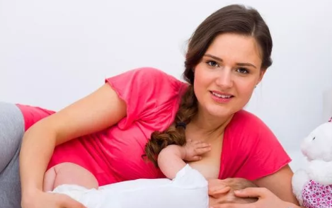 哺乳期吃黄豆芽还是绿豆芽 哺乳期吃黄豆芽好不好