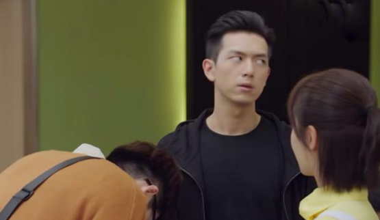 韩商言为什么去医院找佟年 韩商言去医院的原因