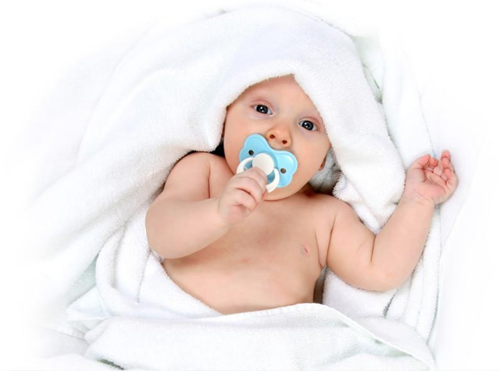 孩子用安抚奶嘴有什么好处 孩子用安抚奶嘴要注意什么问题