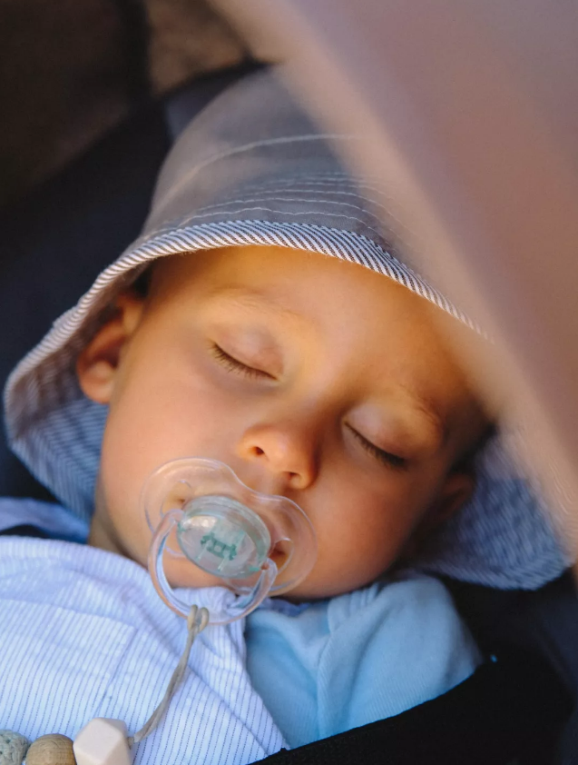 孩子用安抚奶嘴有什么好处 孩子用安抚奶嘴要注意什么问题