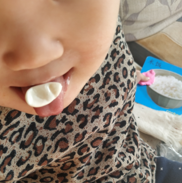 蜜牙贝贝钙滴剂怎么样 蜜牙贝贝钙滴剂孩子愿意吃吗