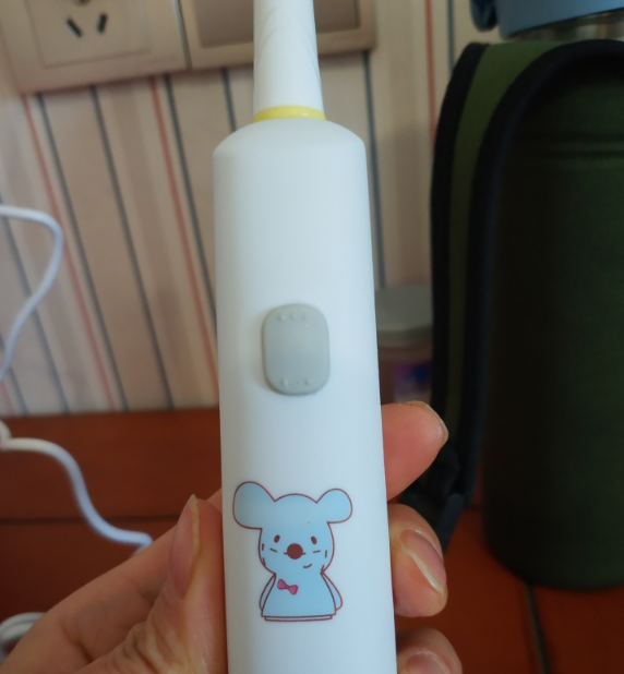 舒宁儿童电动牙刷多大宝宝用比较好 舒宁儿童电动牙刷可以给小宝宝用吗