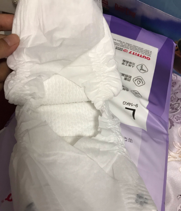 小鹿叮叮汤姆猫纸尿裤好用吗 小鹿叮叮汤姆猫纸尿裤好不好