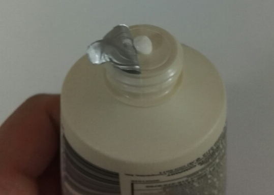 Aveeno宝宝防晒霜容易过敏吗 Aveeno燕麦防晒霜使用测评 Aveeno宝宝防晒霜容易过敏吗 Aveeno燕麦防晒霜使用测评