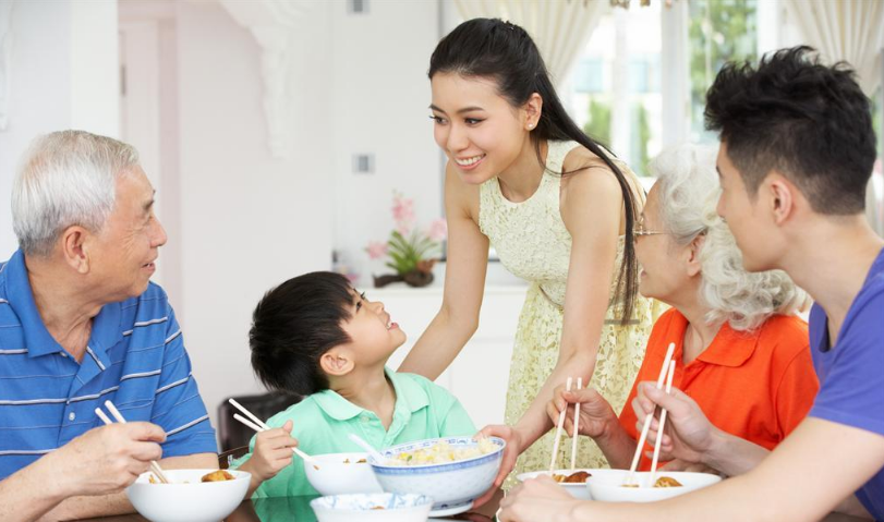 孩子挑食不爱吃蔬菜是什么原因 为什么孩子只爱吃肉