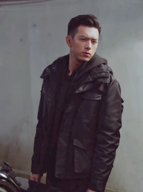 李现亲爱的热爱的同款衣服 韩商言同款衬衣是什么牌子的