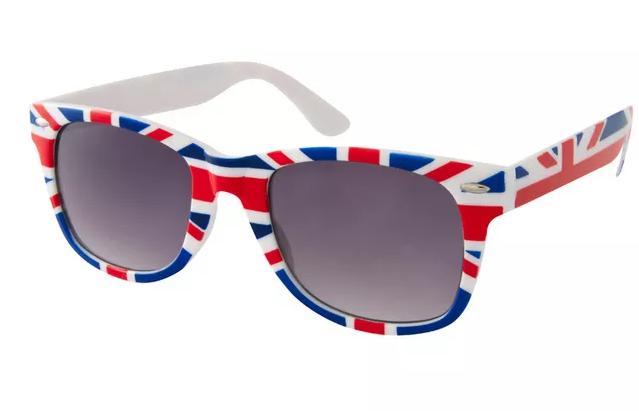 小孩可以戴墨镜吗 儿童戴太阳镜会伤眼吗