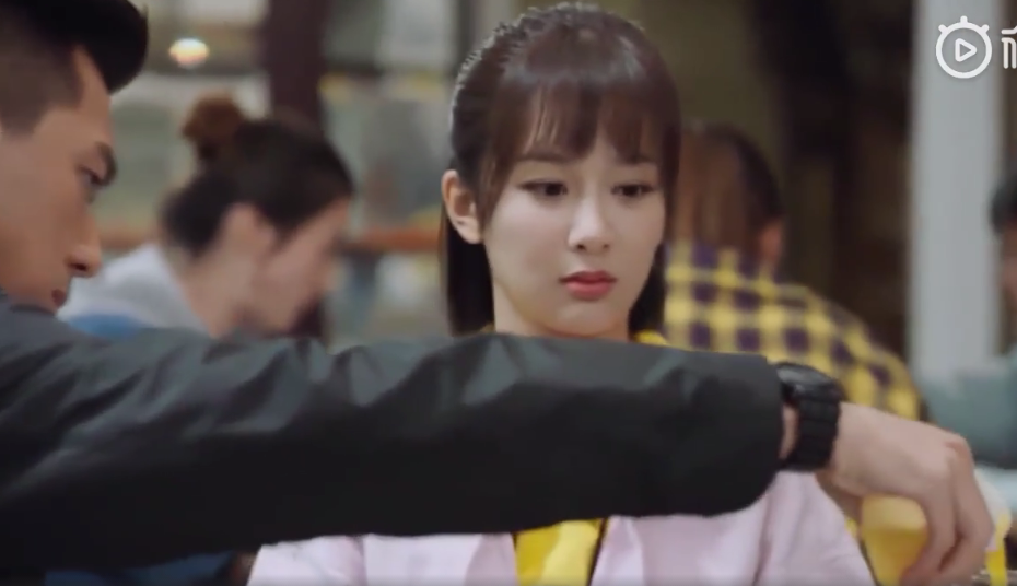 韩商言给佟年喝的果汁是什么牌子的 韩商言为什么要给佟年喝果汁