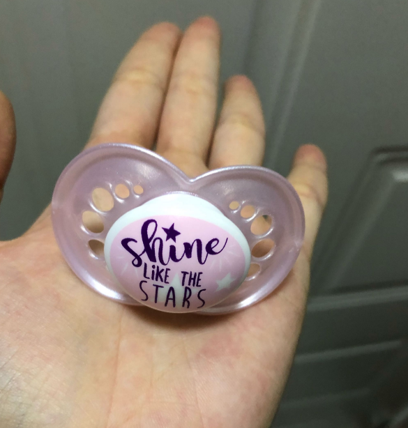 MAM美安萌安抚奶嘴宝宝接受吗 MAM美安萌安抚奶嘴用着安不安全