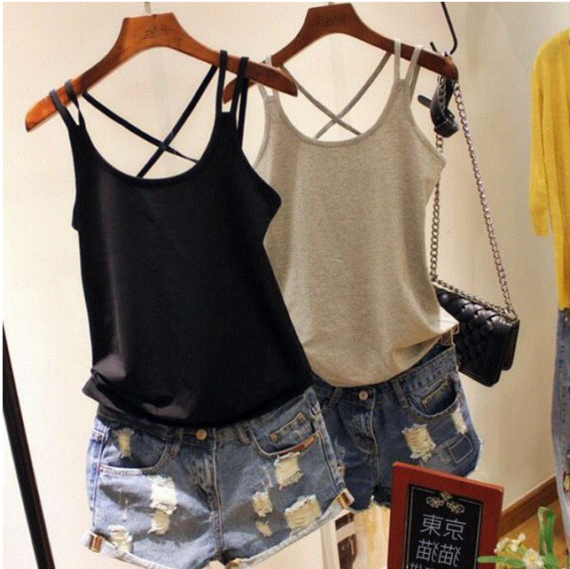 女装基础款如何穿出气质范 如何将基础款穿出气质