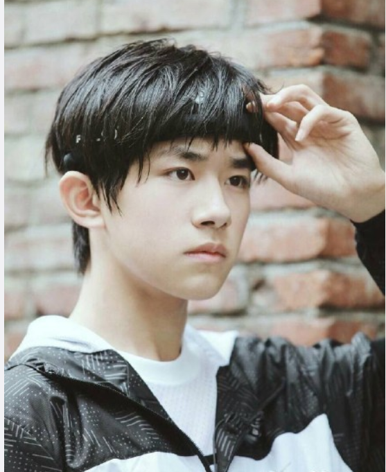 28天走近易烊千玺是什么梗 28天走近易烊千玺第一天打卡