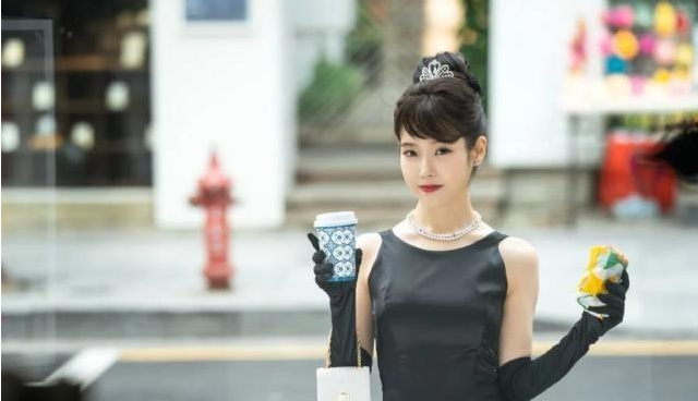 IU德鲁纳酒店造型大盘点 IU造型复古风造型穿搭技巧 IU德鲁纳酒店造型大盘点 IU造型复古风造型穿搭技巧