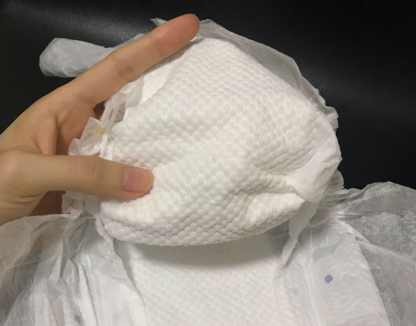 漂漂羽毛婴儿纸尿裤会后漏吗 漂漂羽毛婴儿纸尿裤使用测评