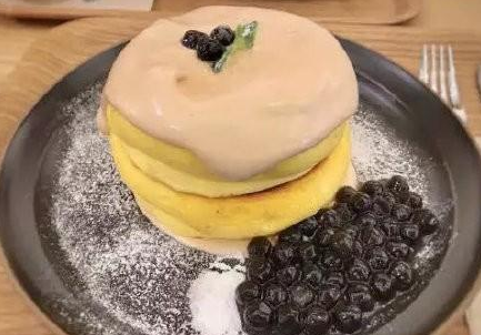 发光的珍珠奶茶是什么样的 发光的珍珠奶茶你敢喝吗
