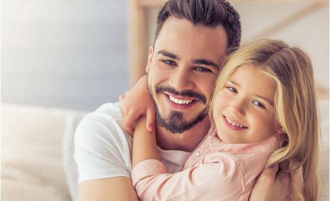 老公是女儿奴是一种什么样的体验 老公成为女儿奴的三大表现