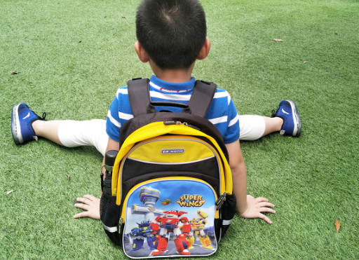 江博士无压护脊书包怎么样 江博士无压护脊儿童书包测评