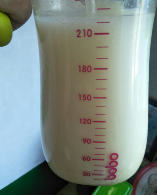 爱思诺金典名作奶粉起坨吗 爱思诺金典名作奶粉使用感受