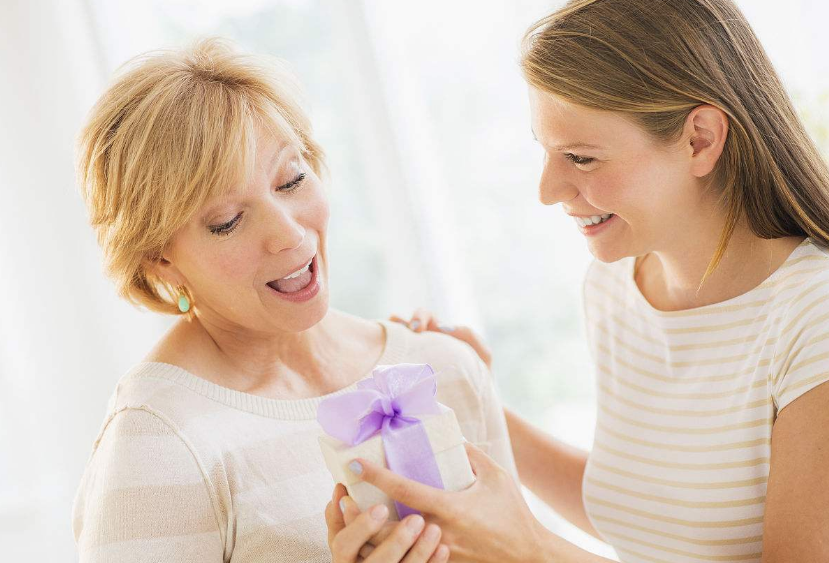 2018母亲节礼物TOP榜 哪些美妆个护适合母亲节送礼