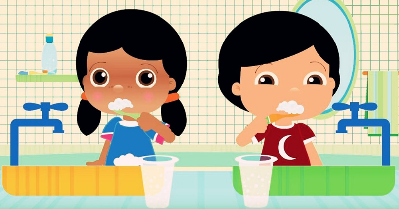 孩子多大可以用牙线 孩子什么时候用牙线电动牙刷比较好