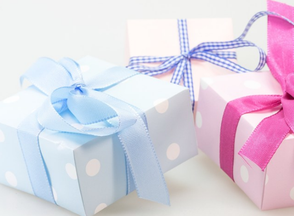  七夕想要礼物的句子 七夕想要礼物怎么发朋友圈 