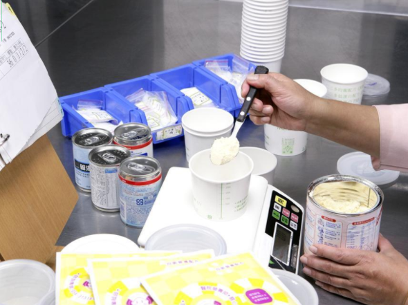 快到保质期的奶粉可以喝吗 如何辨别羊奶粉有没有变质