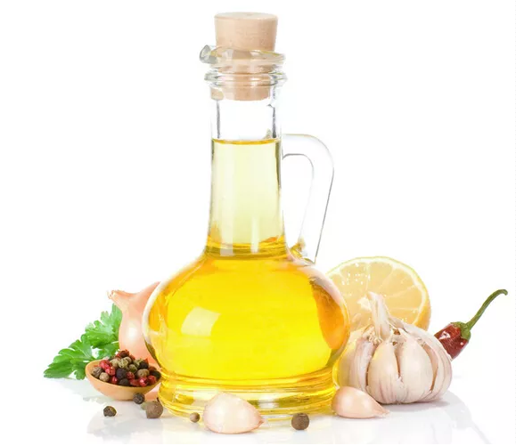 植物油比动物油更适合宝宝吗 植物油比动物油更好吗 植物油比动物油更适合宝宝吗 植物油比动物油更好吗