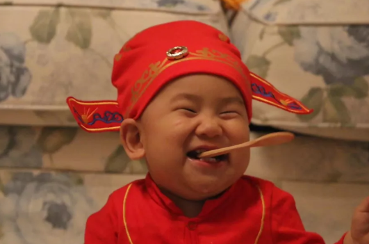 宝宝能吃营养追赶型奶粉追奶吗 宝宝体重身高正常要吃小安素吗