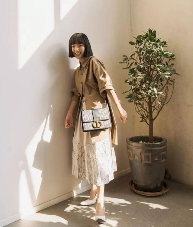 小个子怎么穿出大长腿 小个子穿搭技巧指南2019 小个子怎么穿出大长腿 小个子穿搭技巧指南2019