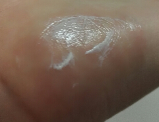 Aveeno宝宝防晒霜容易过敏吗 Aveeno燕麦防晒霜使用测评 Aveeno宝宝防晒霜容易过敏吗 Aveeno燕麦防晒霜使用测评