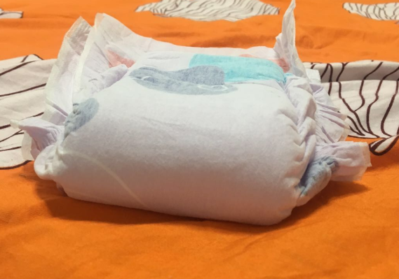 爽然大吸量纸尿片怎么样 爽然大吸量纸尿片对比尤妮佳好用吗