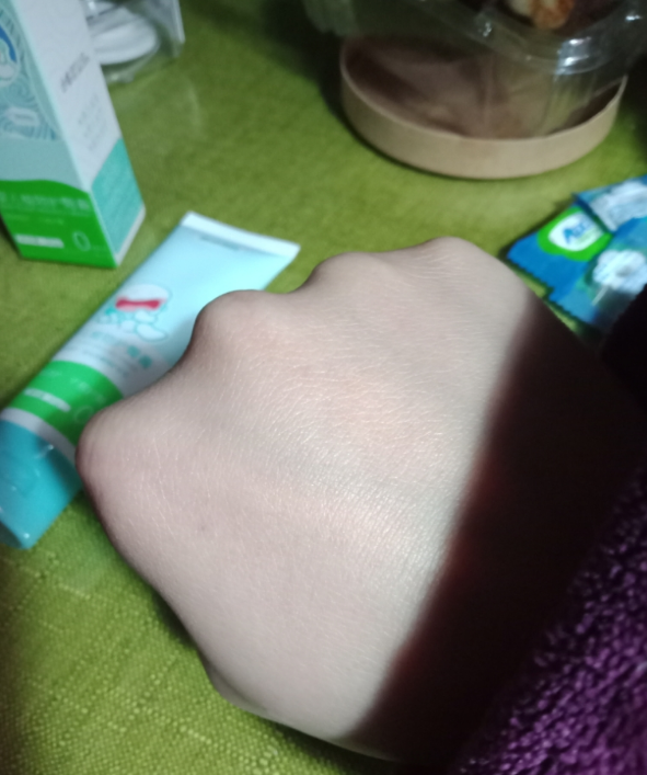 御方宝贝婴儿植物护臀膏厚重吗 御方宝贝婴儿植物护臀膏涂起来味道是什么