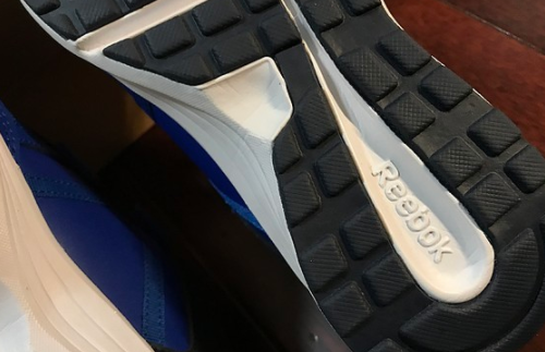 Reebok儿童跑步鞋怎么样 Reebok儿童跑步鞋使用测评