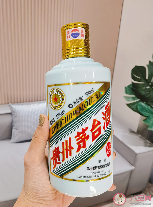 兔年茅台生肖酒上市一周价格腰斩是怎么回事 兔年茅台生肖酒有收藏价值吗 兔年茅台生肖酒上市一周价格腰斩是怎么回事 兔年茅台生肖酒有收藏价值吗