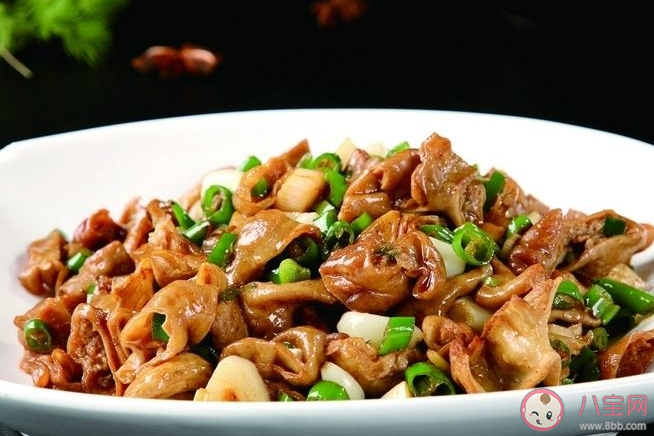 女子就餐点肥肠吃出猪粪便是怎么回事 肥肠怎样清洗才干净