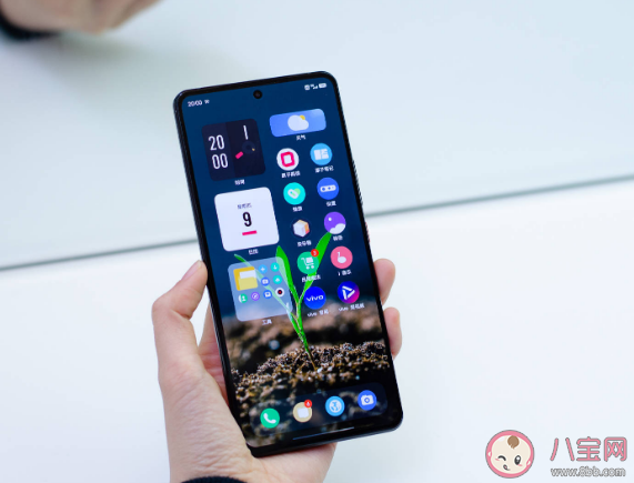 手机直屏好还是曲屏好 手机屏幕E4/E5/E6材质区别有哪些 手机直屏好还是曲屏好 手机屏幕E4/E5/E6材质区别有哪些