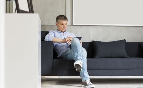 男人有口臭更容易患阳痿？