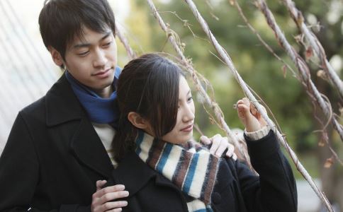 夫妻初次性爱需要注意什么？