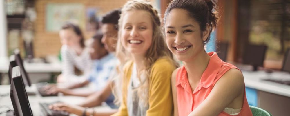 注意：青少年睡懒觉对身体危害大