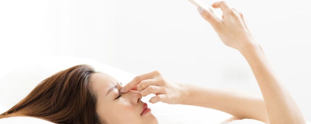 钢托露乳开裆吊袜带情趣内衣