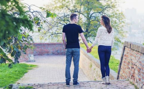 夫妻性爱有奇效 缓解抑制五大疾病